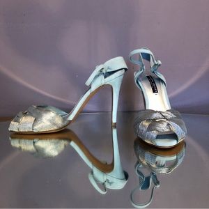 Purple Label RALPH LAUREN New Shoes Ankle strap Heels Powder Blue Suede sz 9